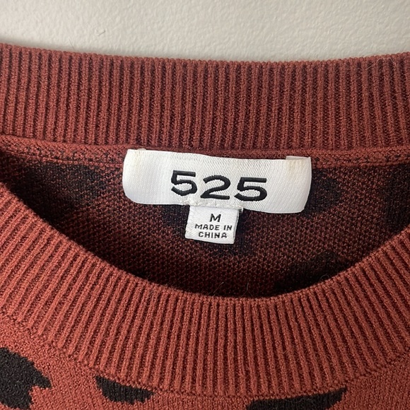 525 sweater - Picture 2 of 2